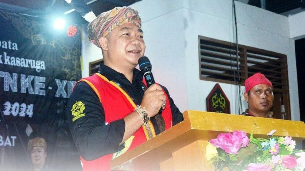 Sekda Wakili Bupati Ketapang Tutup Gawai Nyapat Tahun XIII Simpang Hulu