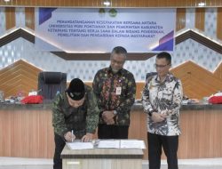 Penandatanganan MoU Antara Universitas PGRI Dengan Pemkab Ketapang